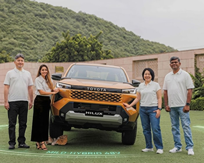toyota hilux 2026